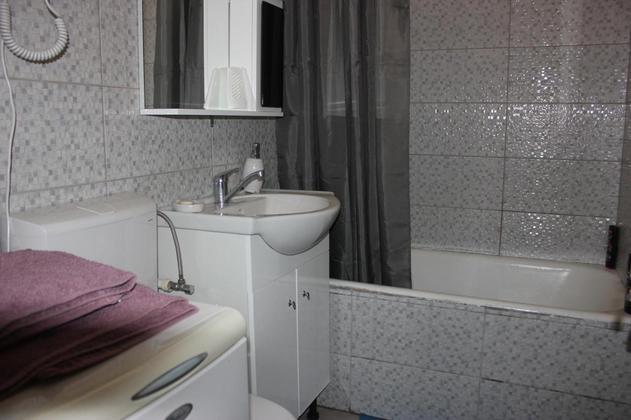 Piatra NeamţCasa Suzana公寓 外观 照片